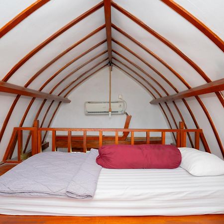 RedDoorz Syariah near Lombok Epicentrum Mall Mataram Zewnętrze zdjęcie