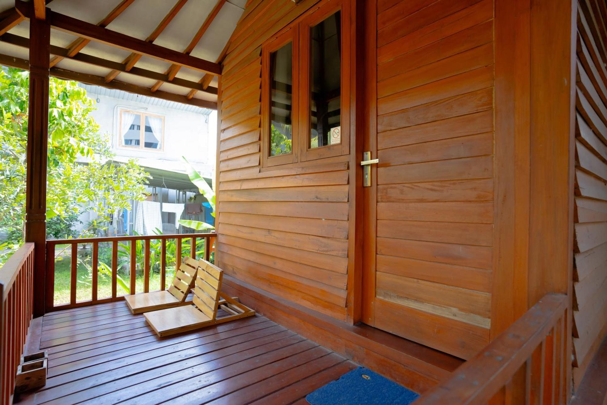 RedDoorz Syariah near Lombok Epicentrum Mall Mataram Zewnętrze zdjęcie